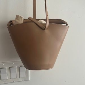 Beige hand& crossbody bag